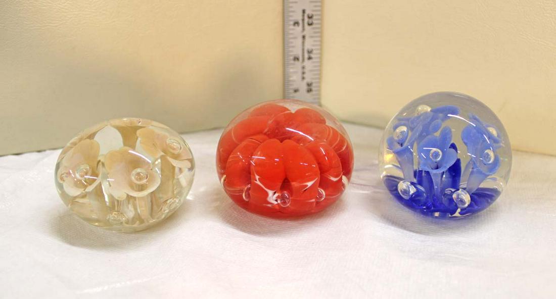 (3) St. Clair vintage Joe Rice hand blown art glass paperweights (1 of 4)