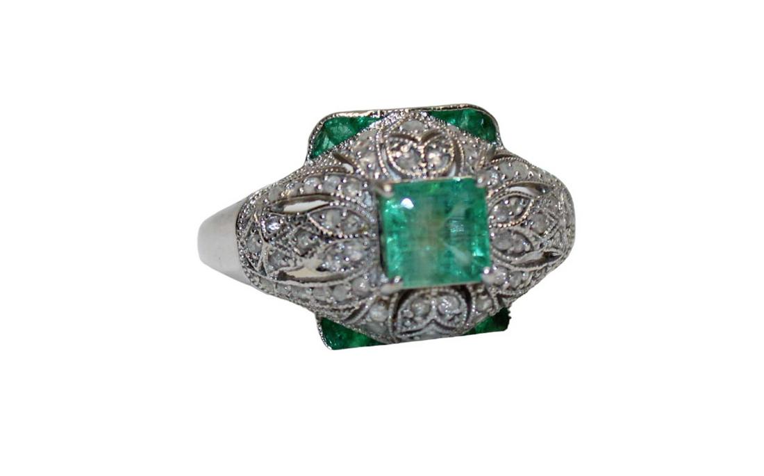 1.18ct emerald and diamonds 14K white gold ring approx. size 7 (1 of 6)