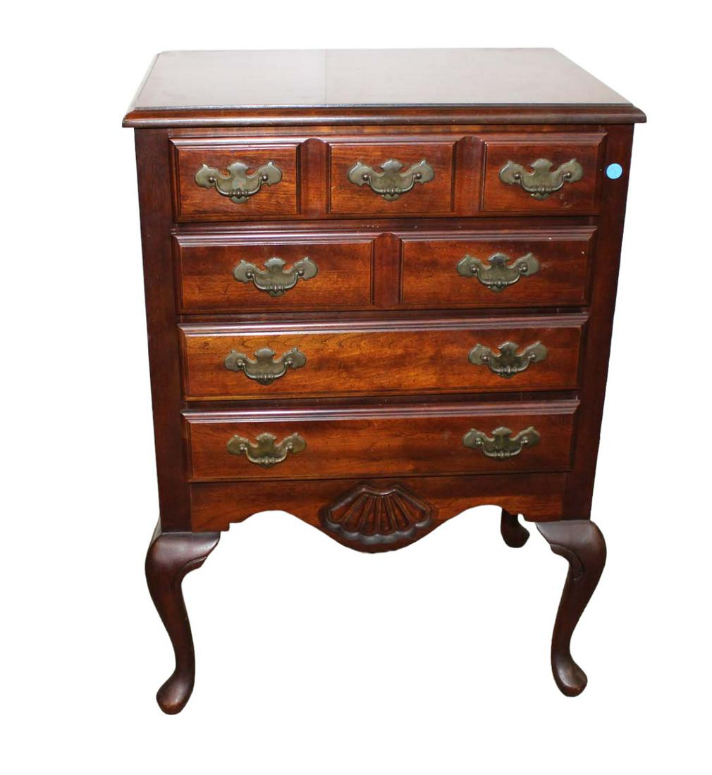 American Drew solid cherry 4 drawer Queen Anne silver chest (1 of 7)