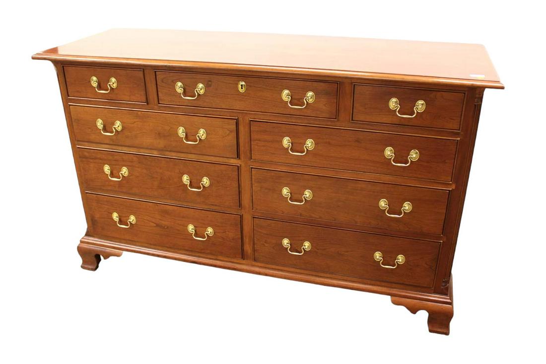 Beautiful Stickley solid cherry 9 drawer low chest, felted jewelry holder and paperwork, good cond. (1 of 8)