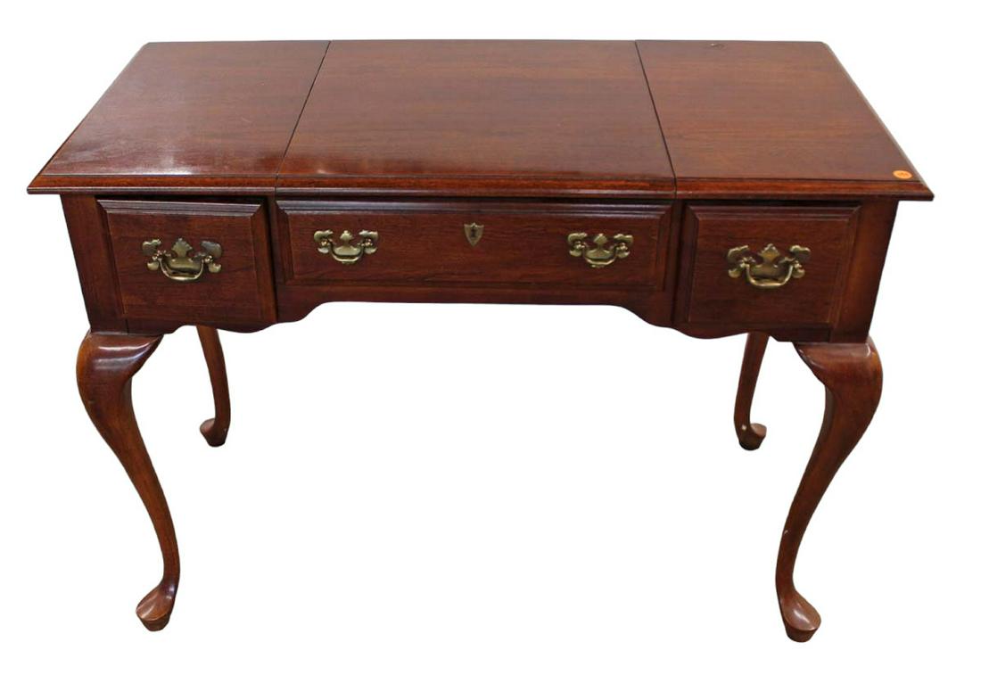 American Drew dressing vanity, lift center, queen anne, cherry finish (1 of 4)