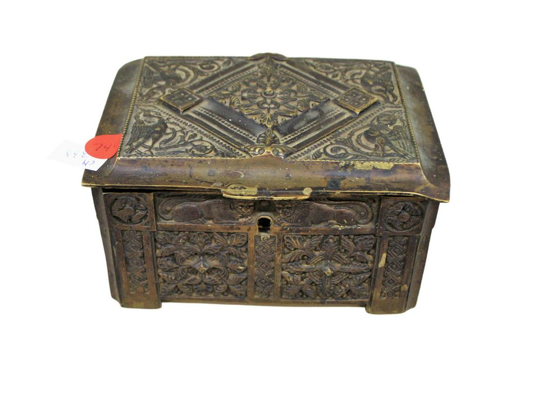 Antique bronze lift box ring box made in Belgium, 6"w x 5"d x 4"h: Antique bronze lift box ring box made in Belgium, 6"w x 5"d x 4"h