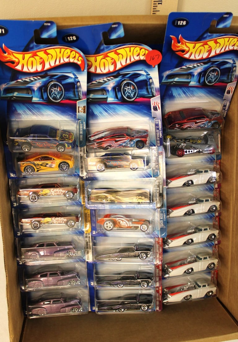 21 Hot Wheels, mixed lot, original packaging not opened (1 of 2)