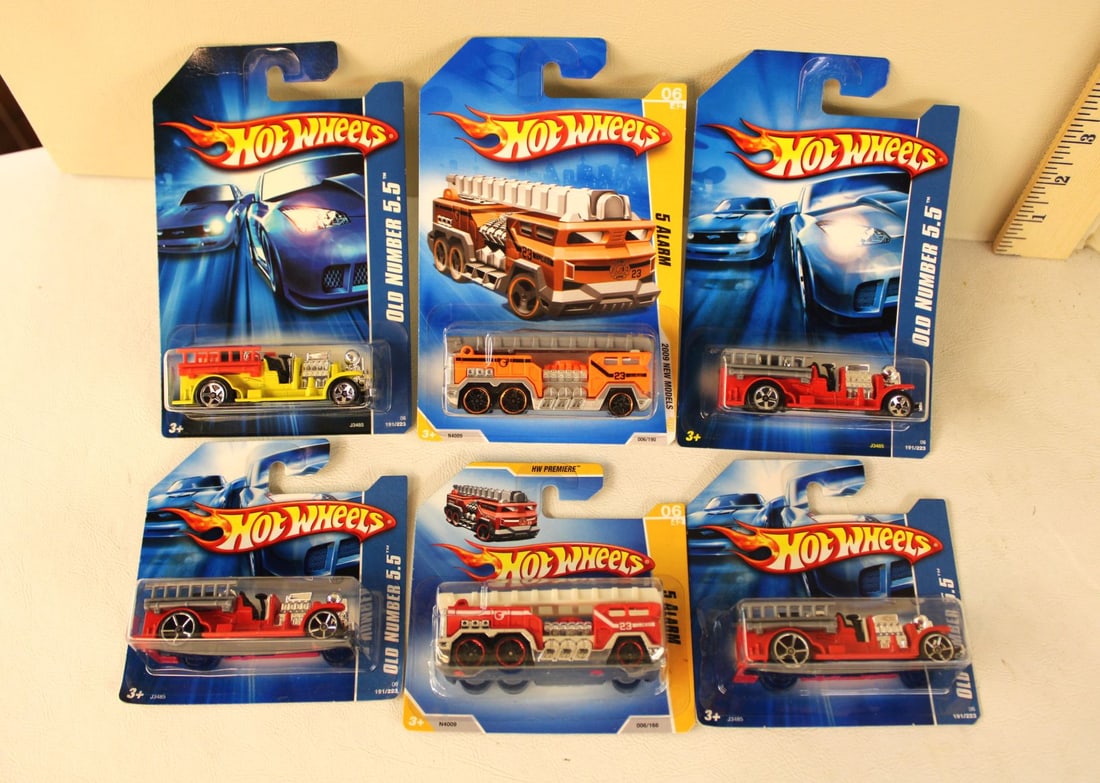 6 Hot Wheels Fire Trucks Series, original packaging not opened (1 of 2)