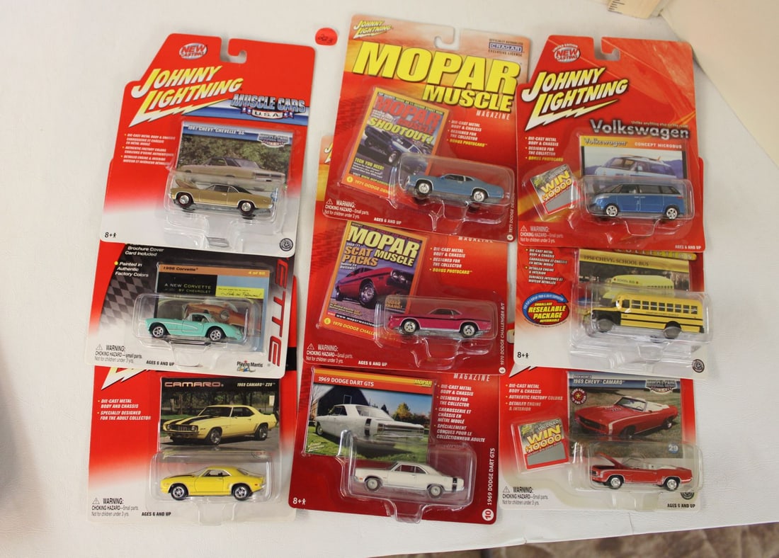 9 Johnny Lighting cars,  mixed series, original packaging not opened (1 of 2)