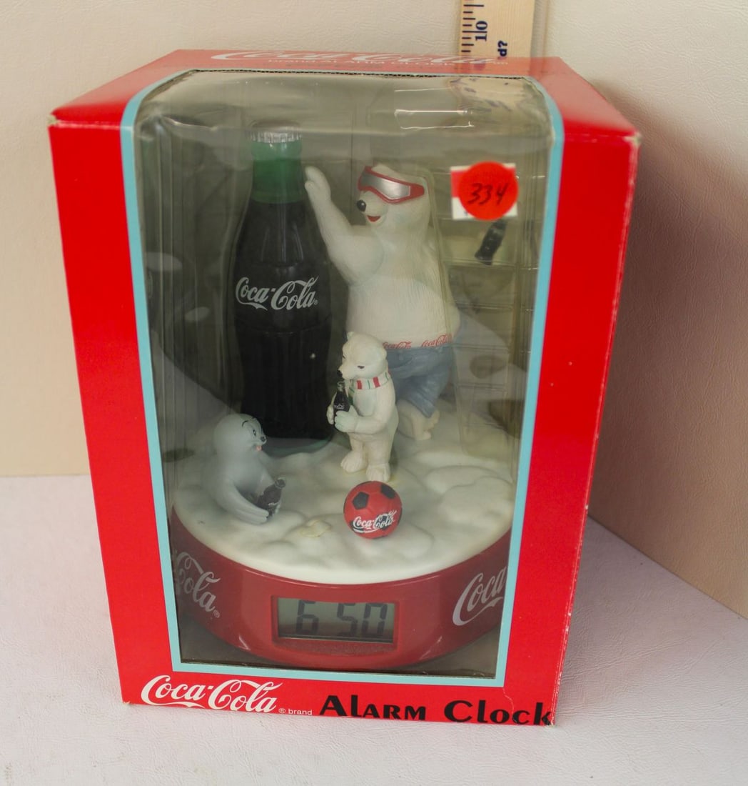 Vintage Coca Cola alarm clock, polar bear and seal, unopened (1 of 4)