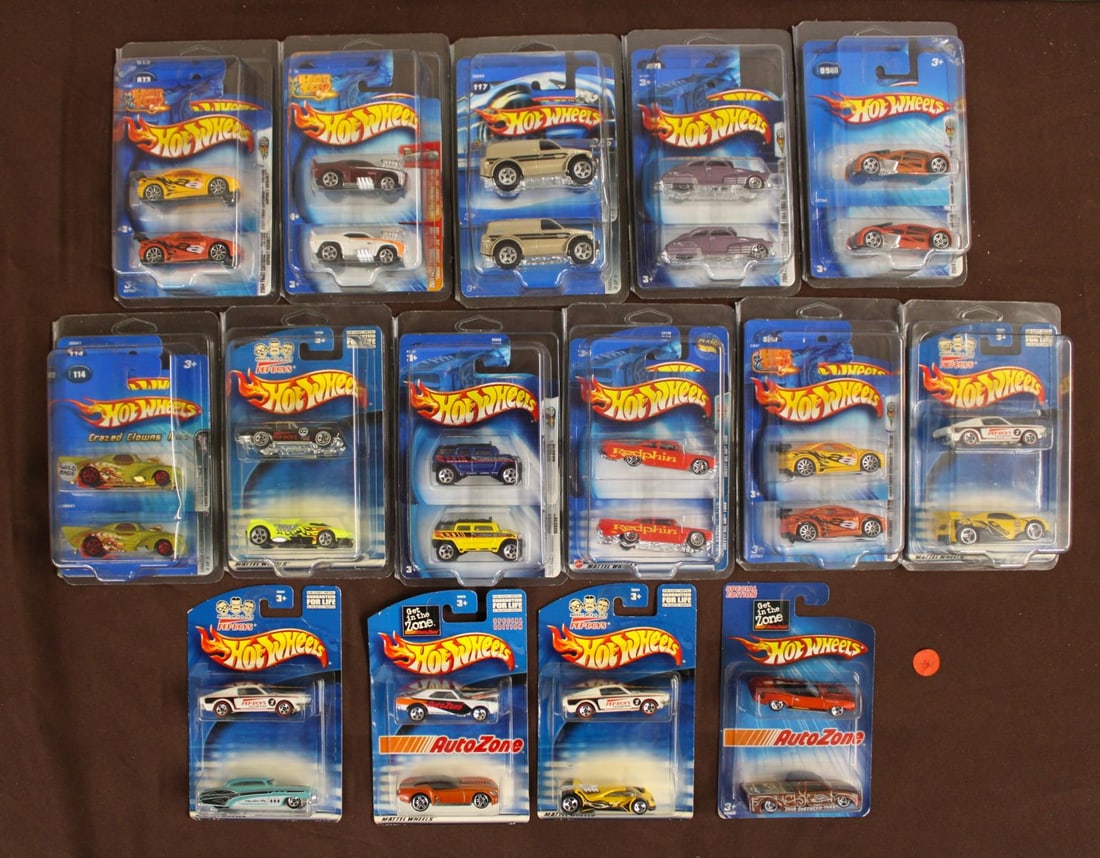 15 double pack Hot Wheels, mixed series, 30 cars total, unopened: 15 double pack Hot Wheels, mixed series, 30 cars total, unopened
