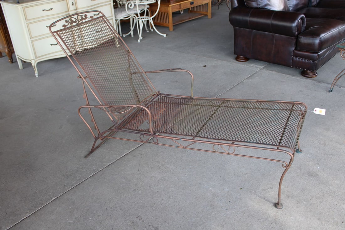 Vintage Wire Metal Chaise Lounge, foldable/adjustable (1 of 3)