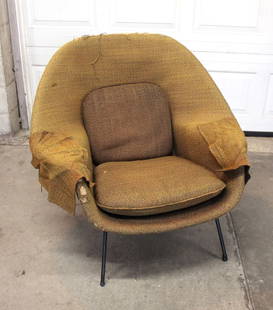 Awesome Mid Century Modern Eero Saarinen Womb Chair, nice model: Awesome Mid Century Modern Eero Saarinen Womb Chair, nice model, structurally sound, needs reupholstered/refurbished, original upholstery, 38"w x 36"d x 35"h with seat height of 16"