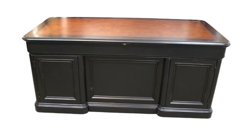 Hekman Legacy leather top executive desk (3 part)