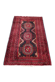 Hand stitched antique style rug, 51"w x 87"l