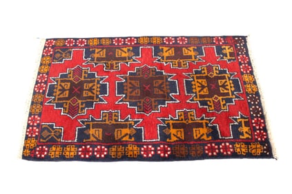 Hand stitched antique style rug 32"w x 54"l