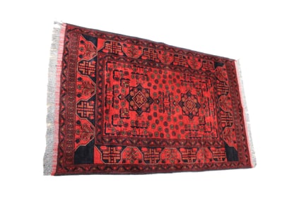 Hand stitched antique style rug, 39"w x 60"l