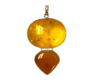 75ct Baltic amber pendant in sterling silver, approx.. 2.75" l