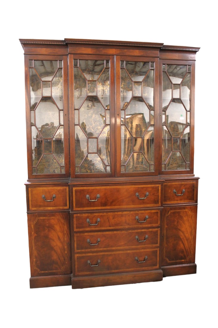 Vintage Baker Furniture breakfront with working lock and key (1 of 6)