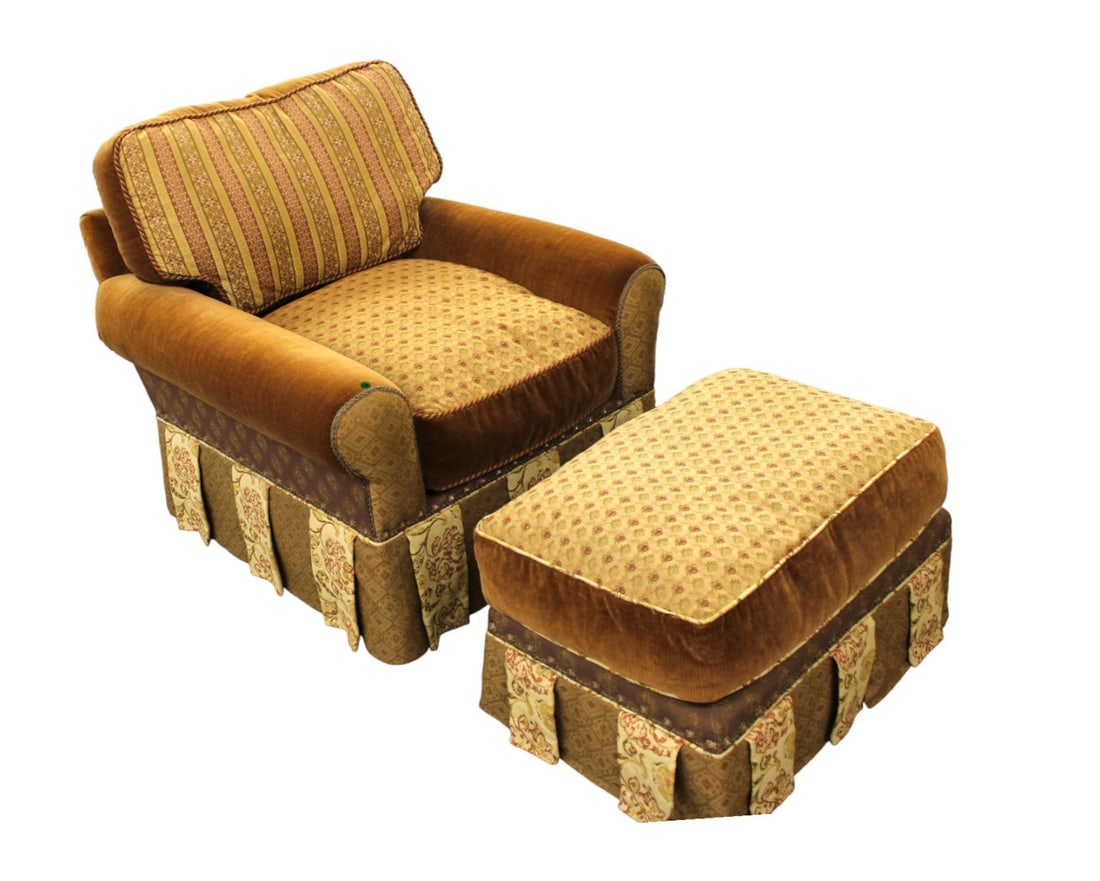 2pc. Comfort Lux Jeff Zimmerman upholstered chair and ottoman: 2 piece Comfort Lux Jeff Zimmerman Collection upholstered chair and ottoman. Structurally sound and in good condition. Upholstery is clean. Chair 39"w x 42"d x 39"h seat height of 21" seat depth of 27