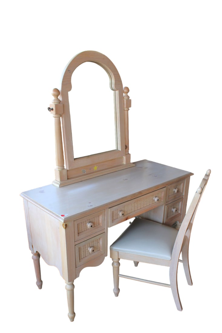 Stanley Vanity, Mirror and Chair in country pine (1 of 5)