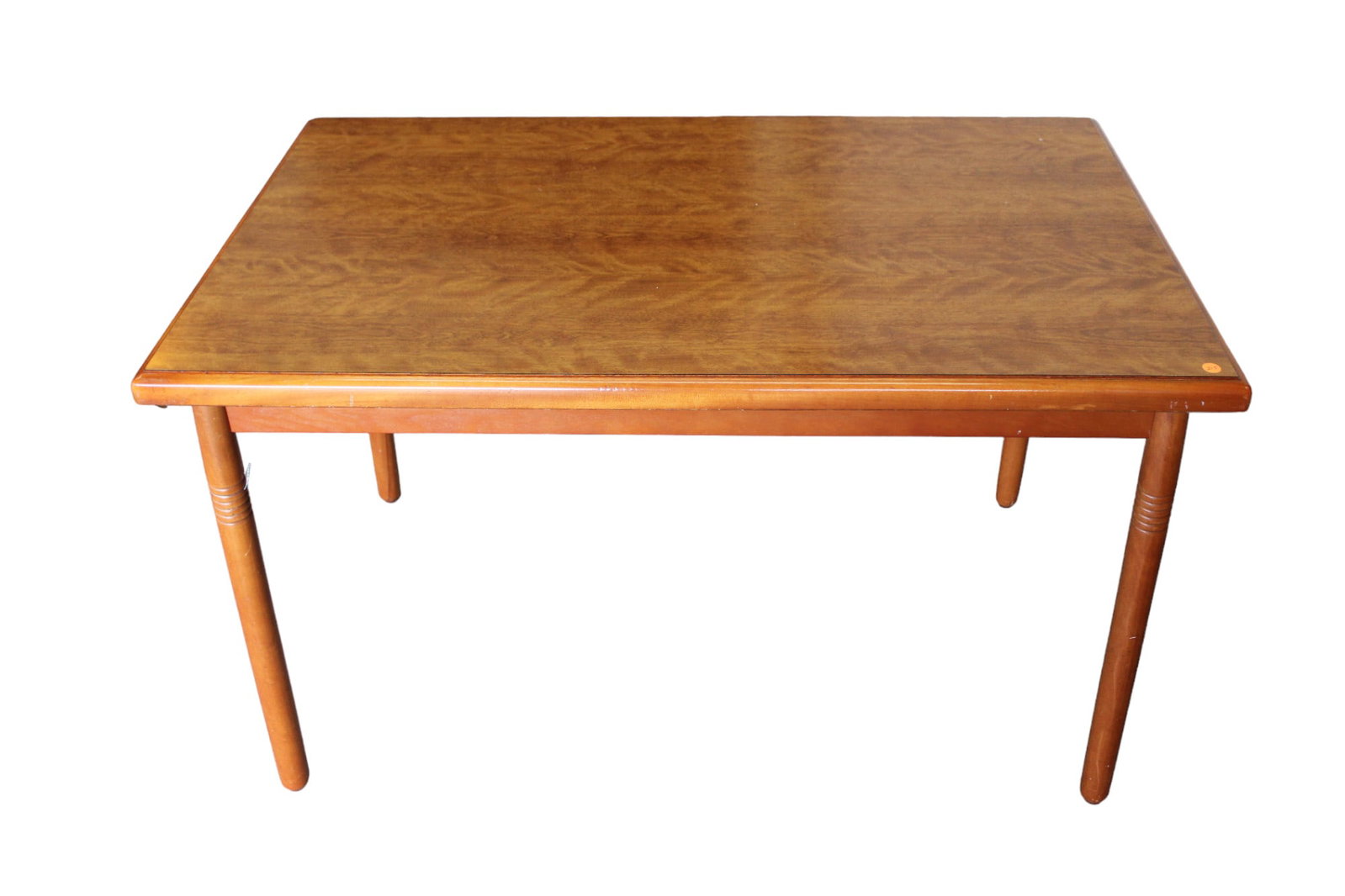 Mahogany finish rectangular breakfast table: Mahogany finish rectangular breakfast table. Structurally sound. 28"h x 47"l x 30"w