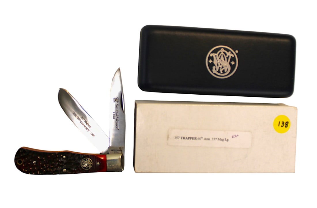 Smith & Wesson 357 Trapper 60th Anniv. 357 Mag Large USA, original box & hard case (1 of 2)