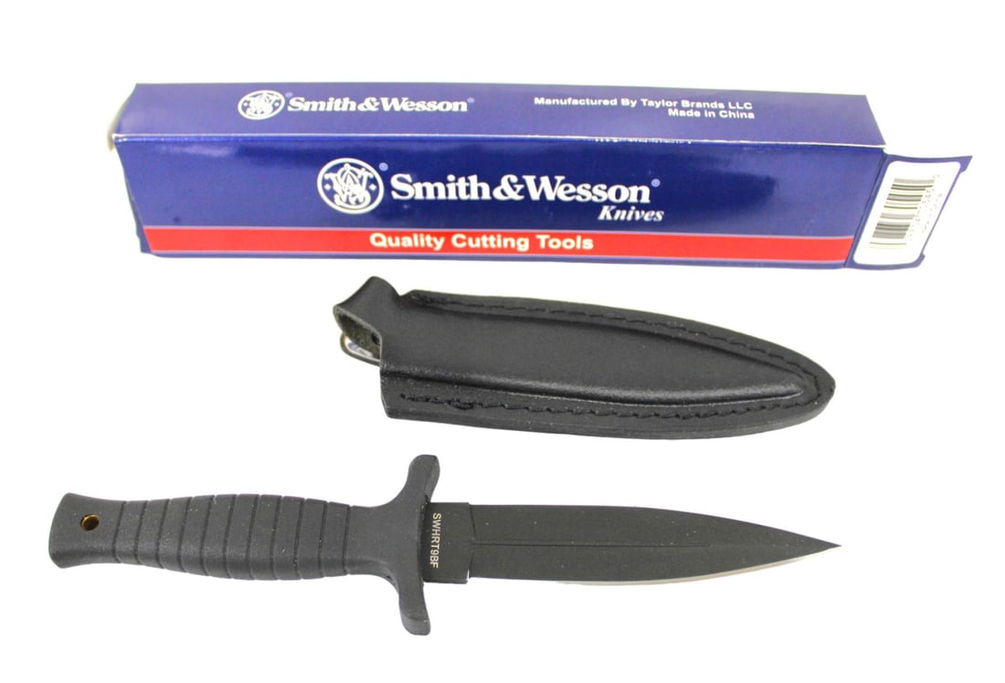 Smith & Wesson SWHRT9BF Quality Cutting Tools in original box (1 of 3)