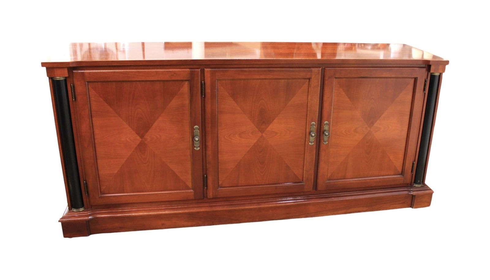 Ethan Allen Medallion Biedermeier Coll. buffet with fitted interior (1 of 10)