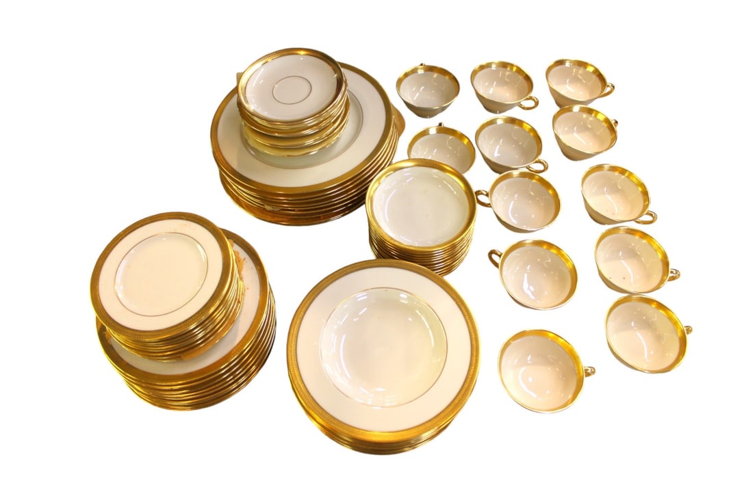 Lenox Lowell pattern service for 12 Lenox gold trim dinnerware (84pcs) (1 of 5)