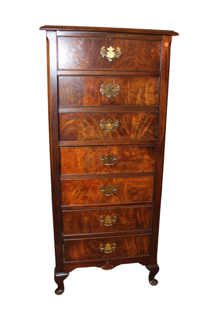 Quality Hekman lift top lingerie chest with key, burl walnut, (1 of 9)