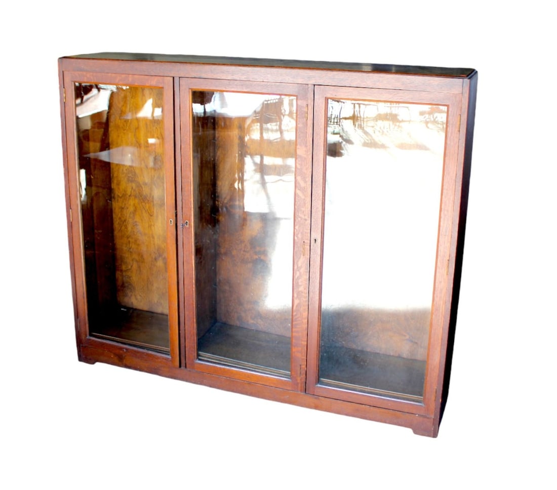 Antique Quartersawn Oak 3 Door Bookcase, 9 Adjustable Wooden Shelves