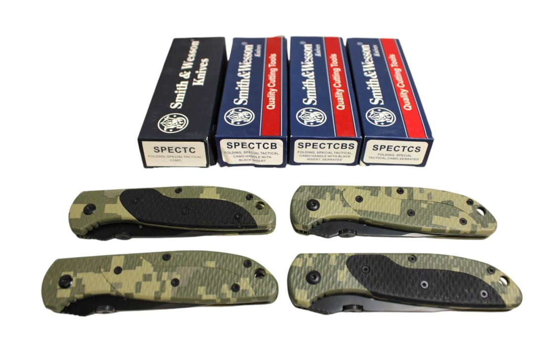 4 Smith & Wesson Knives Special Tactical, SPECTCB, SPECTCBS, SPECTCS, SPECTC (1 of 6)