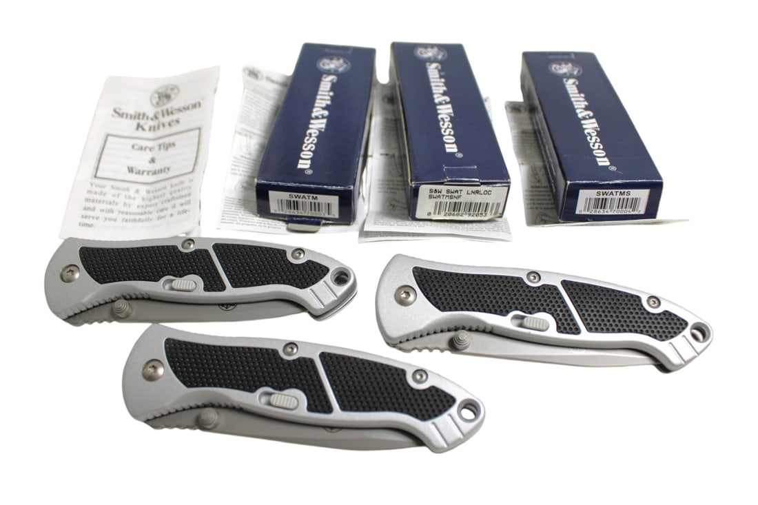 3 Smith & Wesson Knives, SWAT SWATMSNF, SWATM, SWATMS (1 of 6)