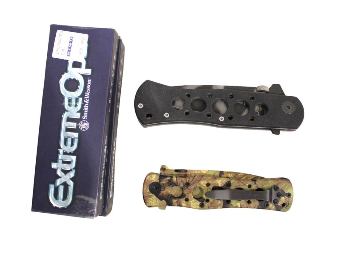 2 Smith & Wesson Knives, CK6C, CK6CH (1 of 3)