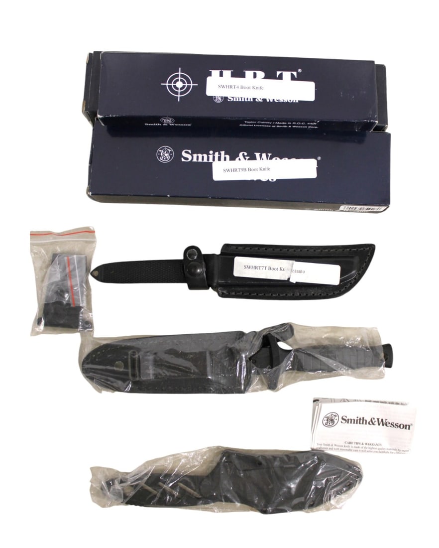 3 Smith & Wesson Knives, SWHRT7T, SWHRT9B, SWHRT4 (1 of 2)