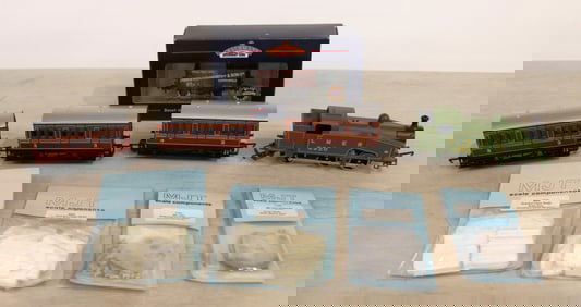 (8pcs) 4 MJT Scale Components in original packaging & 4 train cars and an engine