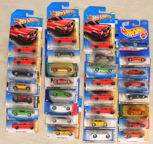 30 Hot Wheels mixed series cars in unopened original packages