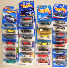 30 Hot Wheels mixed series cars in unopened original packages