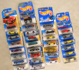 30 Hot Wheels mixed series cars in unopened original packages