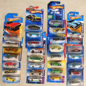 30 Hot Wheels mixed series cars in unopened original packages