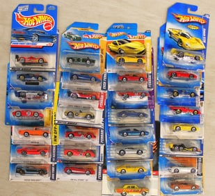 30 Hot Wheels mixed series cars in unopened original packages