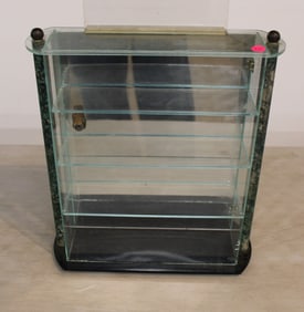 Display plastic case with faux marble columns and mirror back approx. 20"h x 15"w x 4"d