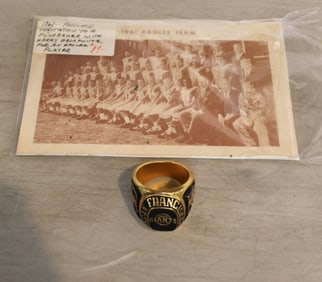 San Francisco Giants Major Baseball Large Commemorative Ring & 1961 Post Card Invitation to