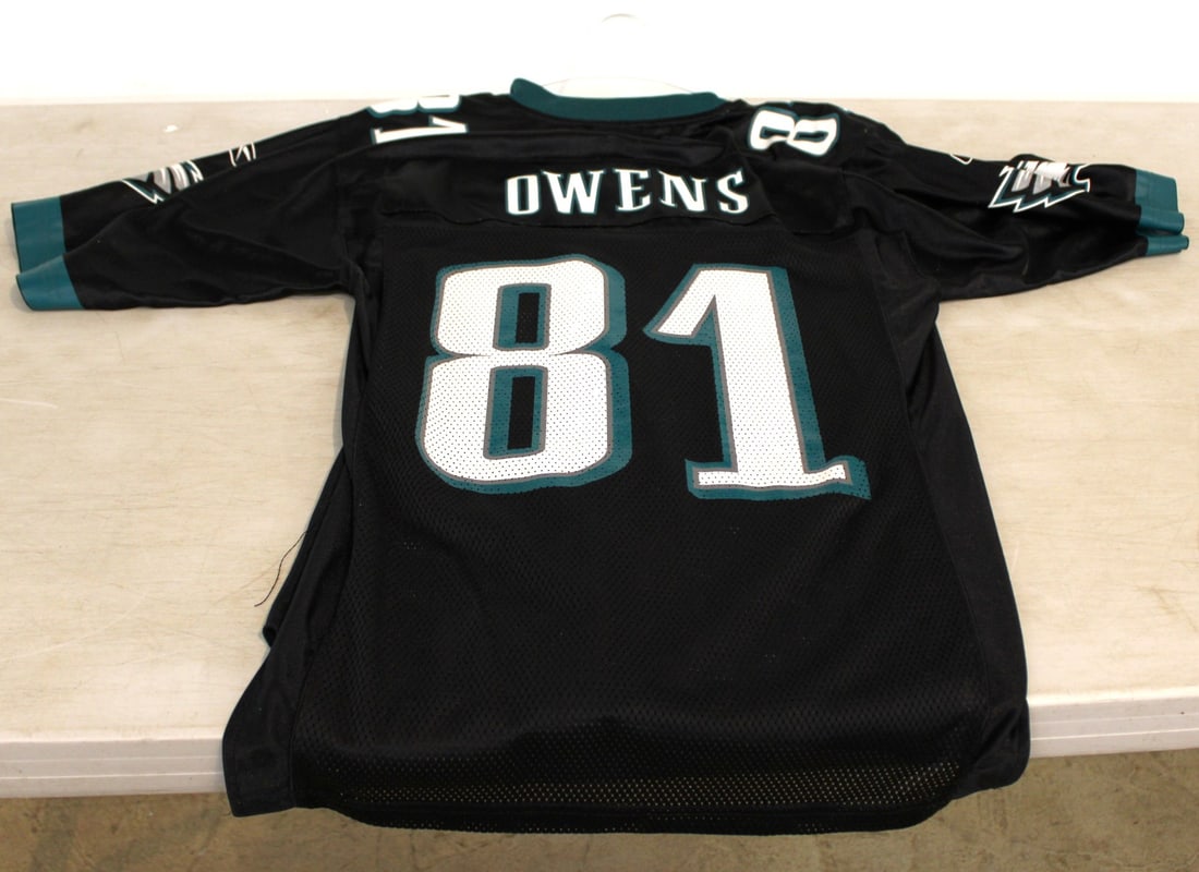 Terrell Owens Philadelphia Eagles Jersey Size Small NFL by Reebok: Terrell Owens Philadelphia Eagles Jersey Size Small NFL by Reebock