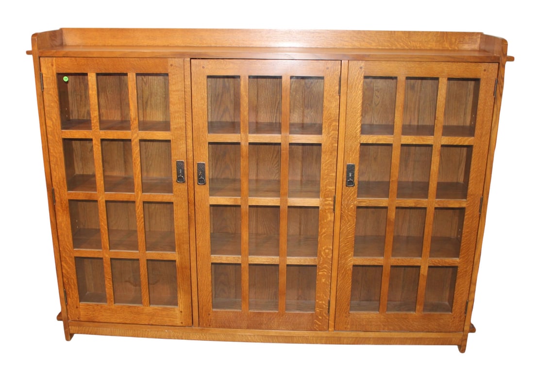 Stickley mission oak bookcase with key and tendon sides: Beautiful Stickley mission oak 3 door bookcase with key and tendon sides, structurally sound and in good condition, original finish, no noticeable issues. 55"h x 77"l x 13"d