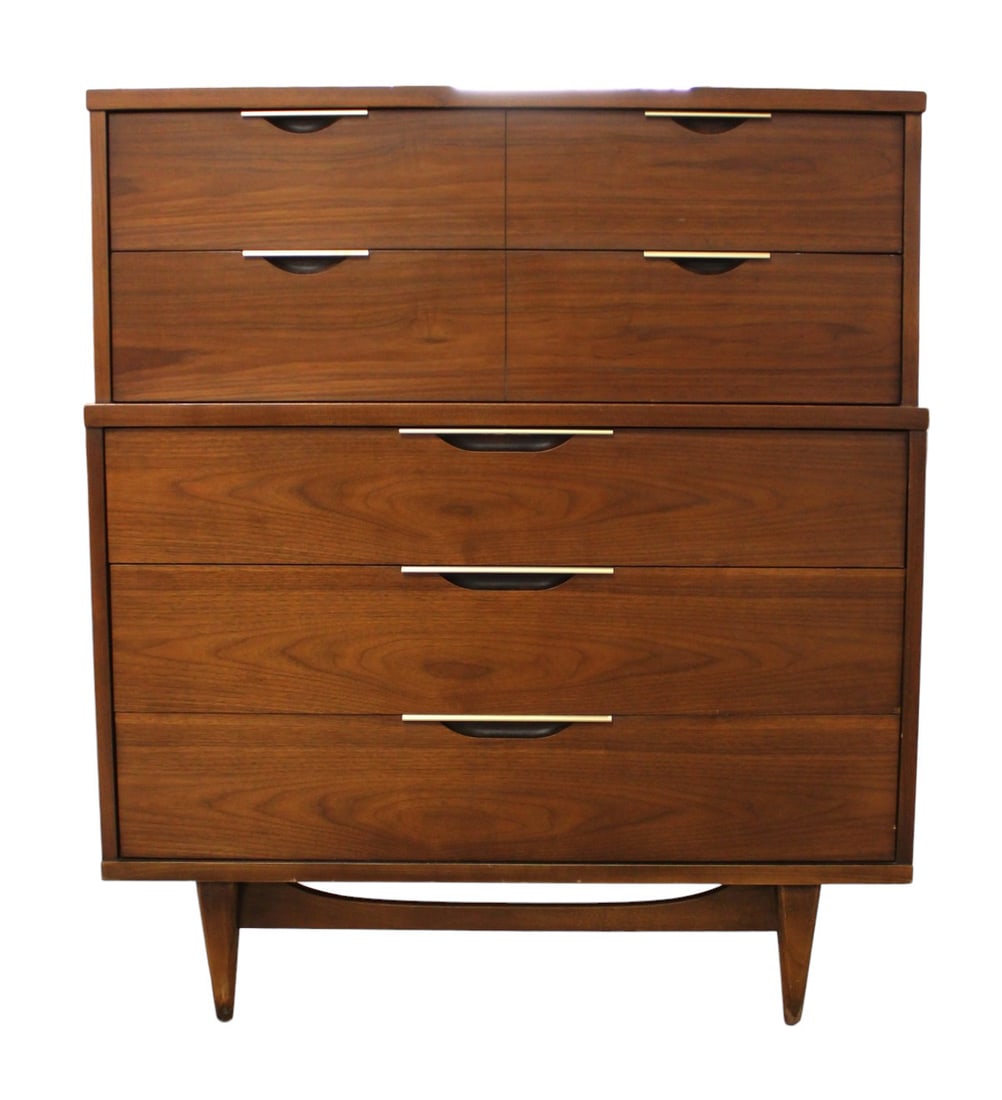Mid century Kent-Coffey The Tableau step up high chest: Mid century Kent-Coffey The Tableau 5 drawer step up high chest in the walnut, original finish, structurally sound has some veneer missing left rear back, see photos. 46"h x 40"w x 19"d