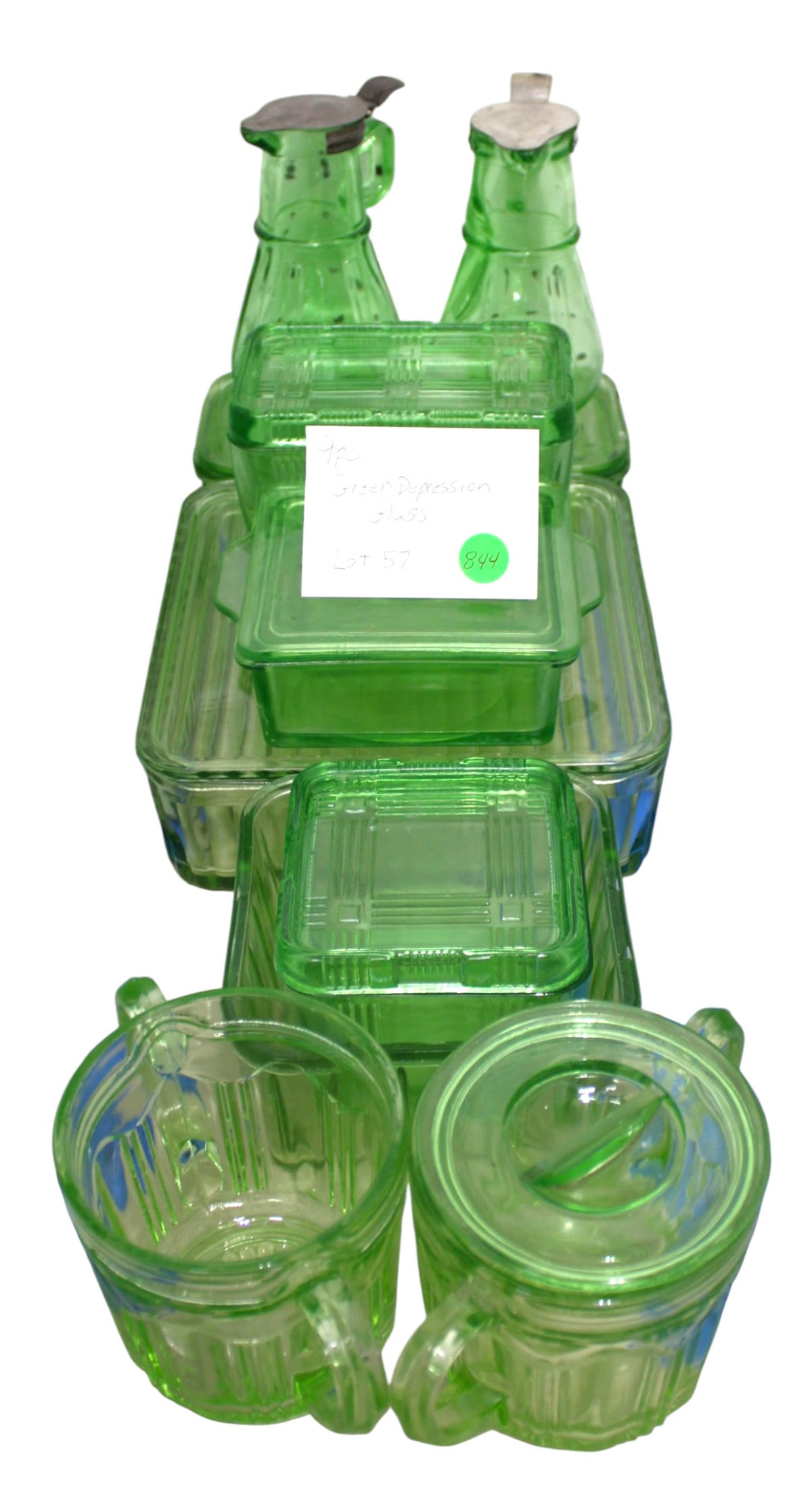 9 pcs. green depression glass including lidded containers, no noticeable issues seen.: 9 pieces of green depression glass including lidded containers, no noticeable issues seen.
