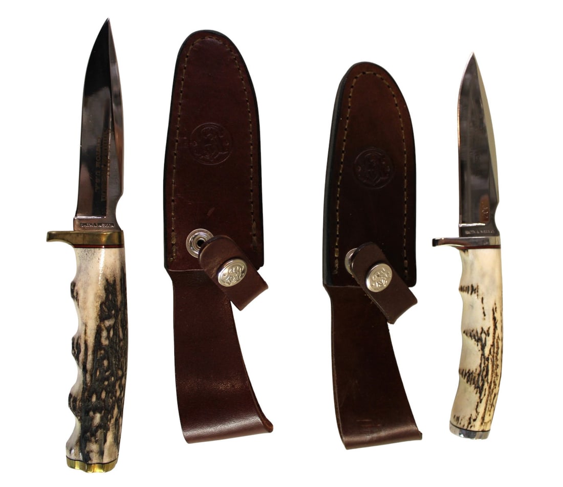 2 S&W Knives, New, USA, skinners 6 & 5: 2 Smith and Wesson Knives, New, USA, skinners 6 & 5