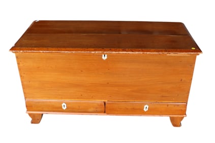 Antique pine 6 board blanket box with 2 drawers with key