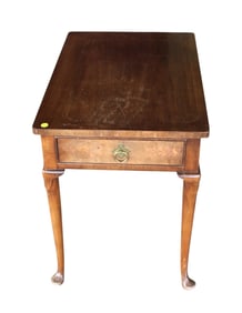 Vintage Baker Furniture queen anne accent table