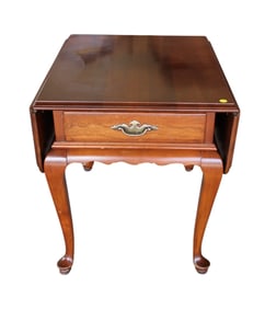 Vintage Ethan Allen solid cherry queen anne drop leaf side table