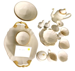 19 pieces of mixed Lenox