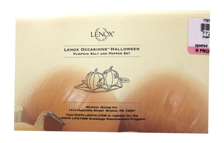 Lenox Occasions Halloween pumpkin salt and pepper set in original box